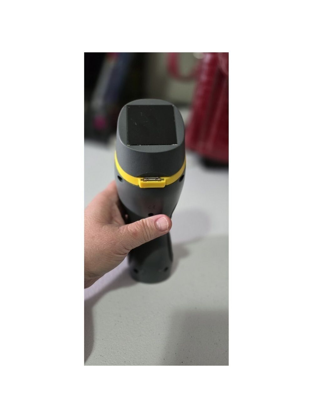 MM9 Gray and Yellow Moisture Meter - Handheld Kitchen Tool - Picture 6 of 7